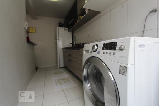 Área de Serviço de apartamento para alugar com 2 quartos, 55m² em Pinheirinho, Curitiba