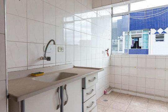 Cozinha de apartamento à venda com 2 quartos, 50m² em Jardim Valéria, Guarulhos