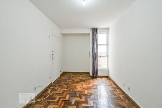 Sala de apartamento para alugar com 1 quarto, 63m² em Pinheiros, São Paulo