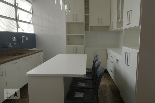 Cozinha de apartamento à venda com 3 quartos, 180m² em Paraíso, São Paulo