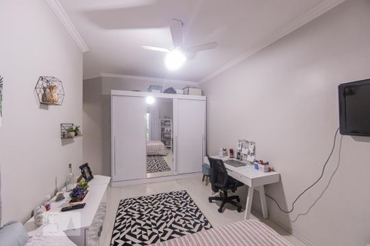 Quarto 3 de casa à venda com 4 quartos, 357m² em Vila Nova Manchester, São Paulo