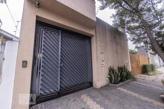 Fachada de casa à venda com 4 quartos, 357m² em Vila Nova Manchester, São Paulo