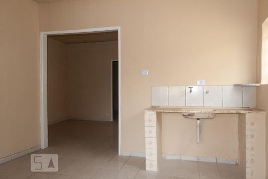Cozinha de casa para alugar com 1 quarto, 75m² em Chácara Califórnia, São Paulo