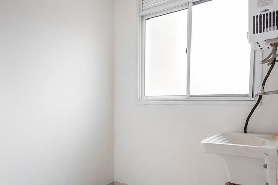 Área de Serviço de apartamento à venda com 3 quartos, 67m² em Jardim Carvalho, Porto Alegre