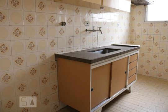 Cozinha de apartamento para alugar com 2 quartos, 78m² em Cambuci, São Paulo