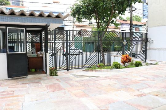 Fachada de apartamento para alugar com 2 quartos, 78m² em Cambuci, São Paulo