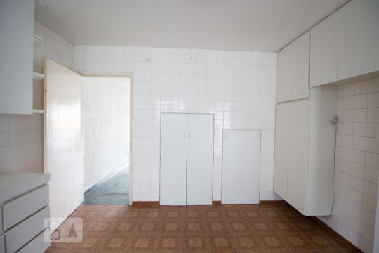 Cozinha de casa à venda com 3 quartos, 100m² em Vila Clementino, São Paulo