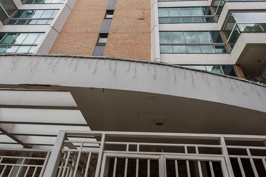 Fachada de apartamento à venda com 3 quartos, 250m² em Perdizes, São Paulo