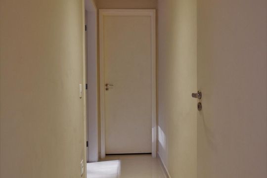 Corredor de apartamento para alugar com 2 quartos, 80m² em Vila Andrade, São Paulo