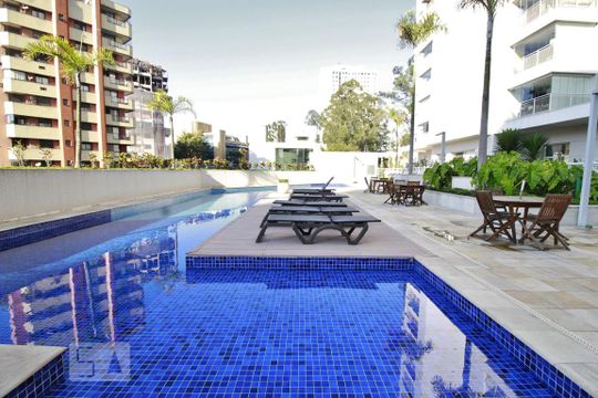 Área comum - Piscina de apartamento para alugar com 2 quartos, 80m² em Vila Andrade, São Paulo