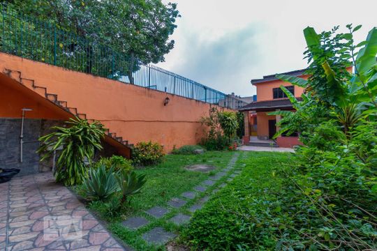 Quintal de casa à venda com 5 quartos, 339m² em Méier, Rio de Janeiro