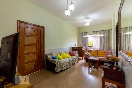 Casa à venda com 5 quartos, 339m² em Méier, Rio de Janeiro