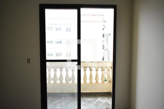 Sacada de apartamento à venda com 4 quartos, 147m² em Chácara Inglesa, São Paulo