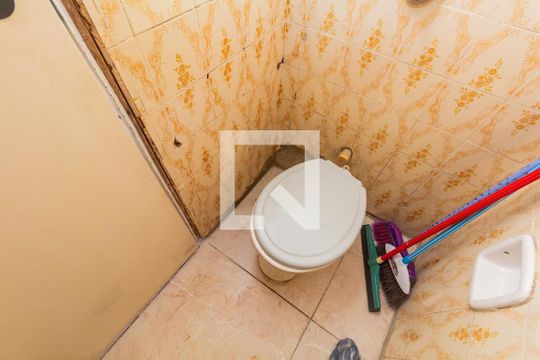 Banheiro 2 de casa à venda com 2 quartos, 78m² em Parque Cisper, São Paulo