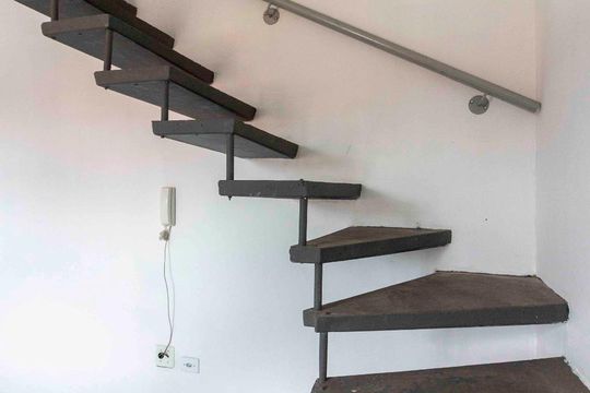 Acesso Quartos de casa para alugar com 3 quartos, 140m² em Parque Cruzeiro do Sul, São Paulo