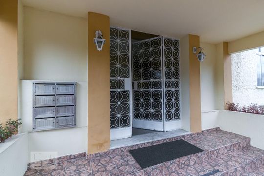 Portaria de apartamento à venda com 2 quartos, 65m² em Vila da Penha, Rio de Janeiro