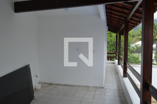 Área comum de casa para alugar com 6 quartos, 650m² em Anil, Rio de Janeiro
