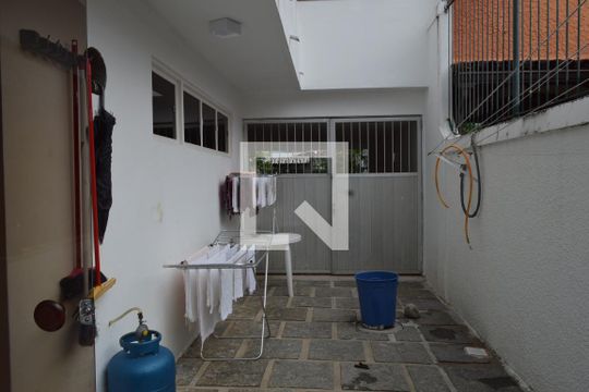 Área comum de casa para alugar com 6 quartos, 650m² em Anil, Rio de Janeiro