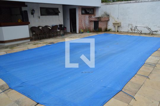 Piscina de casa para alugar com 6 quartos, 650m² em Anil, Rio de Janeiro
