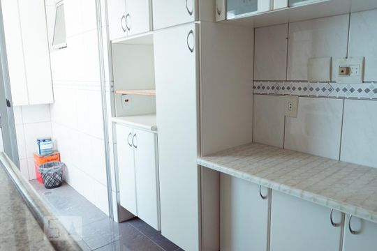 Cozinha de apartamento à venda com 3 quartos, 75m² em Vila Nova Cachoeirinha, São Paulo