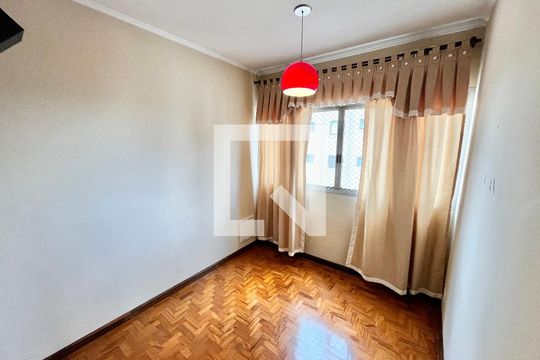 Sala de apartamento à venda com 2 quartos, 70m² em Vila Pauliceia, São Paulo