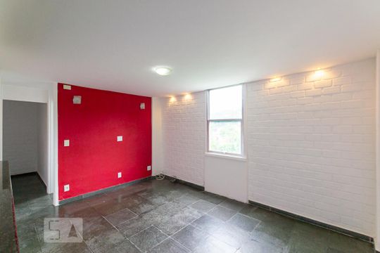 Apartamento para alugar com 2 quartos, 60m² em Fátima, Niterói