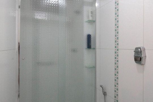 Banheiro de apartamento para alugar com 1 quarto, 48m² em Consolação, São Paulo