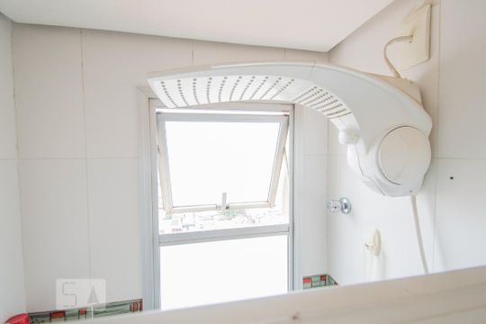 Banheiro de apartamento para alugar com 2 quartos, 54m² em Vila Moraes, São Paulo