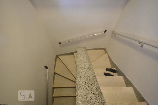 Acesso de casa à venda com 3 quartos, 180m² em Ipiranga, São Paulo