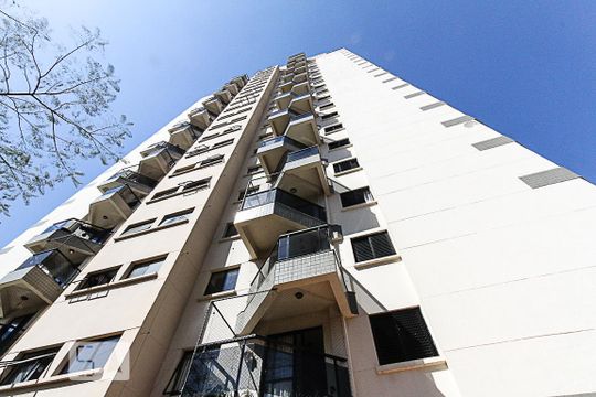 Fachada de apartamento à venda com 3 quartos, 149m² em Vila Bertioga, São Paulo