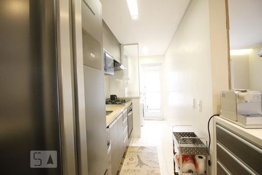 Cozinha de apartamento à venda com 3 quartos, 81m² em Vila Isa, São Paulo