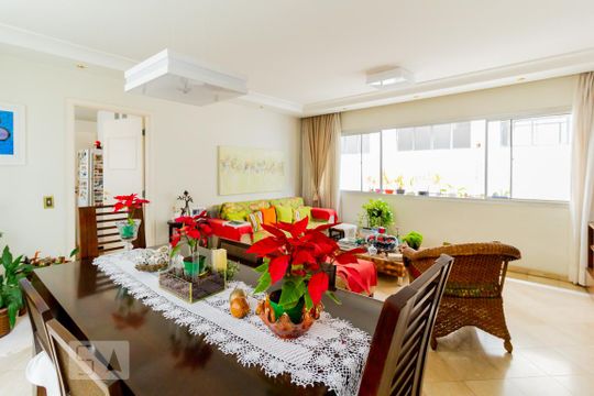 Sala de apartamento à venda com 3 quartos, 130m² em Santa Cecilia, São Paulo