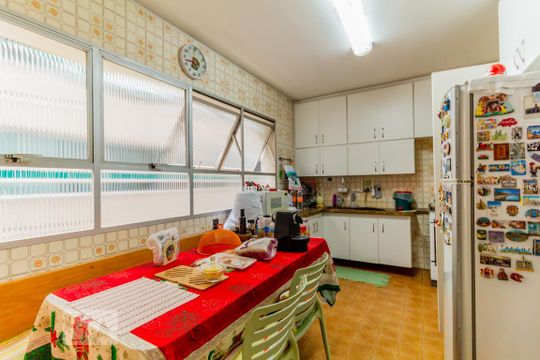 Cozinha de apartamento à venda com 3 quartos, 130m² em Santa Cecilia, São Paulo
