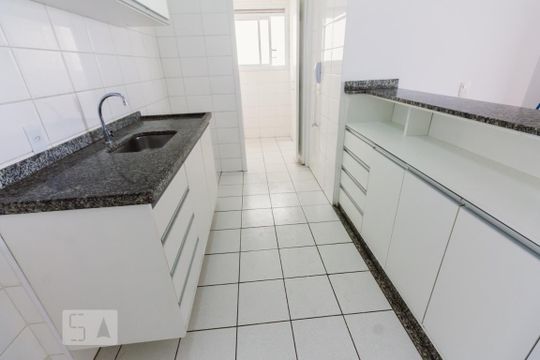 Cozinha de apartamento para alugar com 2 quartos, 58m² em Barra Funda, São Paulo
