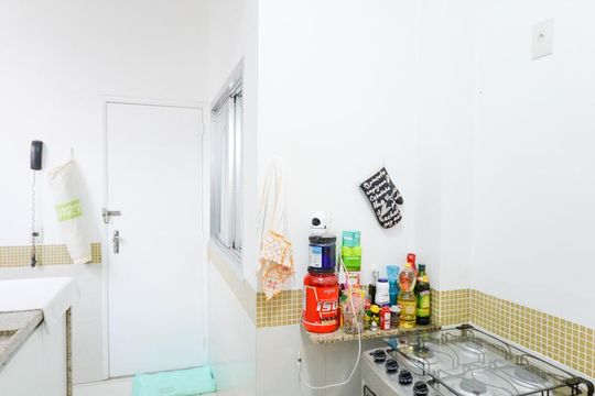 Cozinha e Área de Serviço de apartamento à venda com 1 quarto, 50m² em Tijuca, Rio de Janeiro