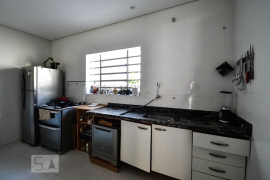 Cozinha de casa à venda com 3 quartos, 240m² em Jardim das Bandeiras, São Paulo