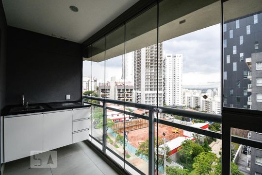 Varanda de kitnet/studio para alugar com 1 quarto, 31m² em Sumarezinho, São Paulo