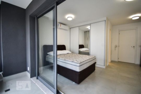 Studio de kitnet/studio para alugar com 1 quarto, 31m² em Sumarezinho, São Paulo