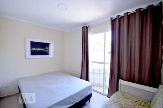 Quarto de kitnet/studio para alugar com 1 quarto, 30m² em Vila Monumento, São Paulo