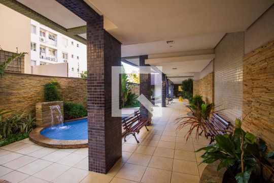 Área comum de apartamento à venda com 3 quartos, 80m² em Santana, Porto Alegre