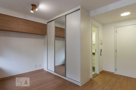 Studio de kitnet/studio à venda com 1 quarto, 28m² em Liberdade, São Paulo