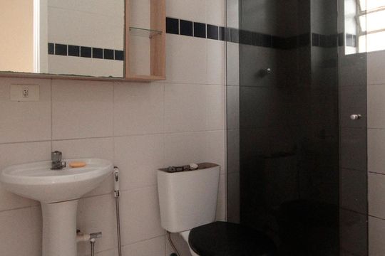 Banheiro de apartamento à venda com 1 quarto, 52m² em Centro, São Paulo