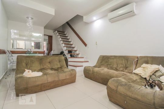 Casa de Condomínio para alugar com 2 quartos, 90m² em Freguesia (jacarepaguá), Rio de Janeiro