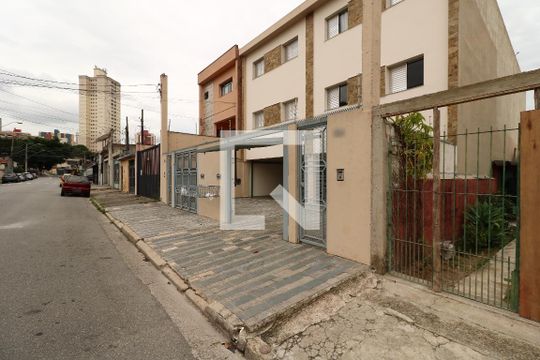 Fachada de apartamento à venda com 2 quartos, 55m² em Santa Teresinha, Santo André