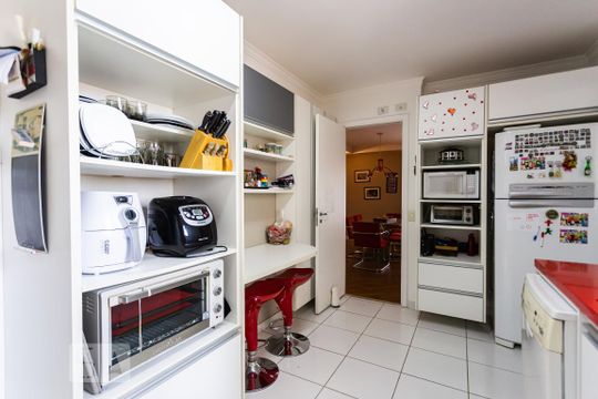 Cozinha de apartamento à venda com 2 quartos, 121m² em Rio Pequeno, São Paulo