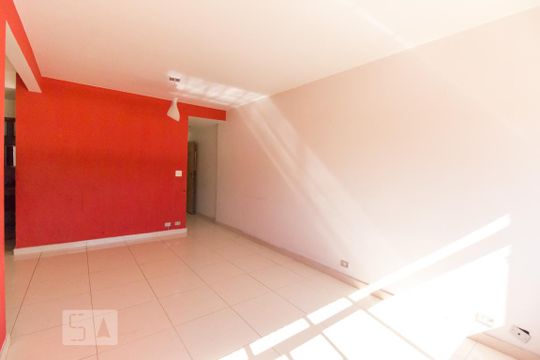 Sala de apartamento para alugar com 3 quartos, 80m² em Parque São Domingos, São Paulo