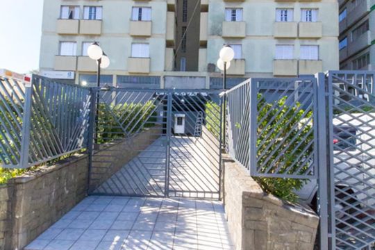 Fachada de apartamento para alugar com 3 quartos, 80m² em Parque São Domingos, São Paulo