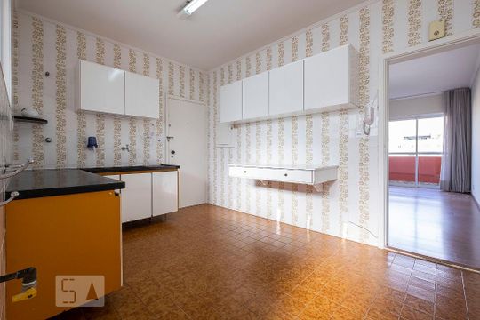 Cozinha de apartamento para alugar com 3 quartos, 115m² em Pinheiros, São Paulo