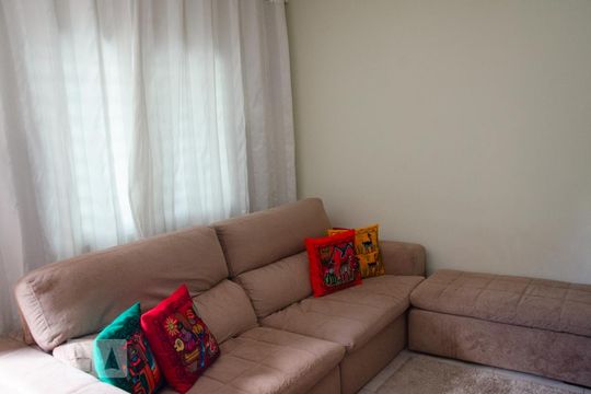 Sala de casa para alugar com 2 quartos, 120m² em Vila Medeiros, São Paulo
