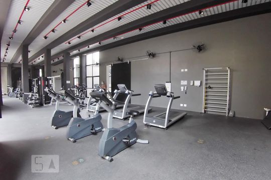 Academia de kitnet/studio para alugar com 1 quarto, 30m² em Vila Cordeiro, São Paulo